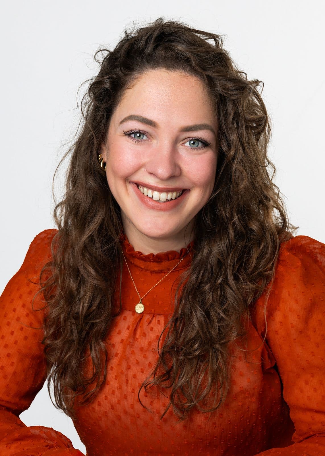Linda Alphenaar - Relationship Therapist